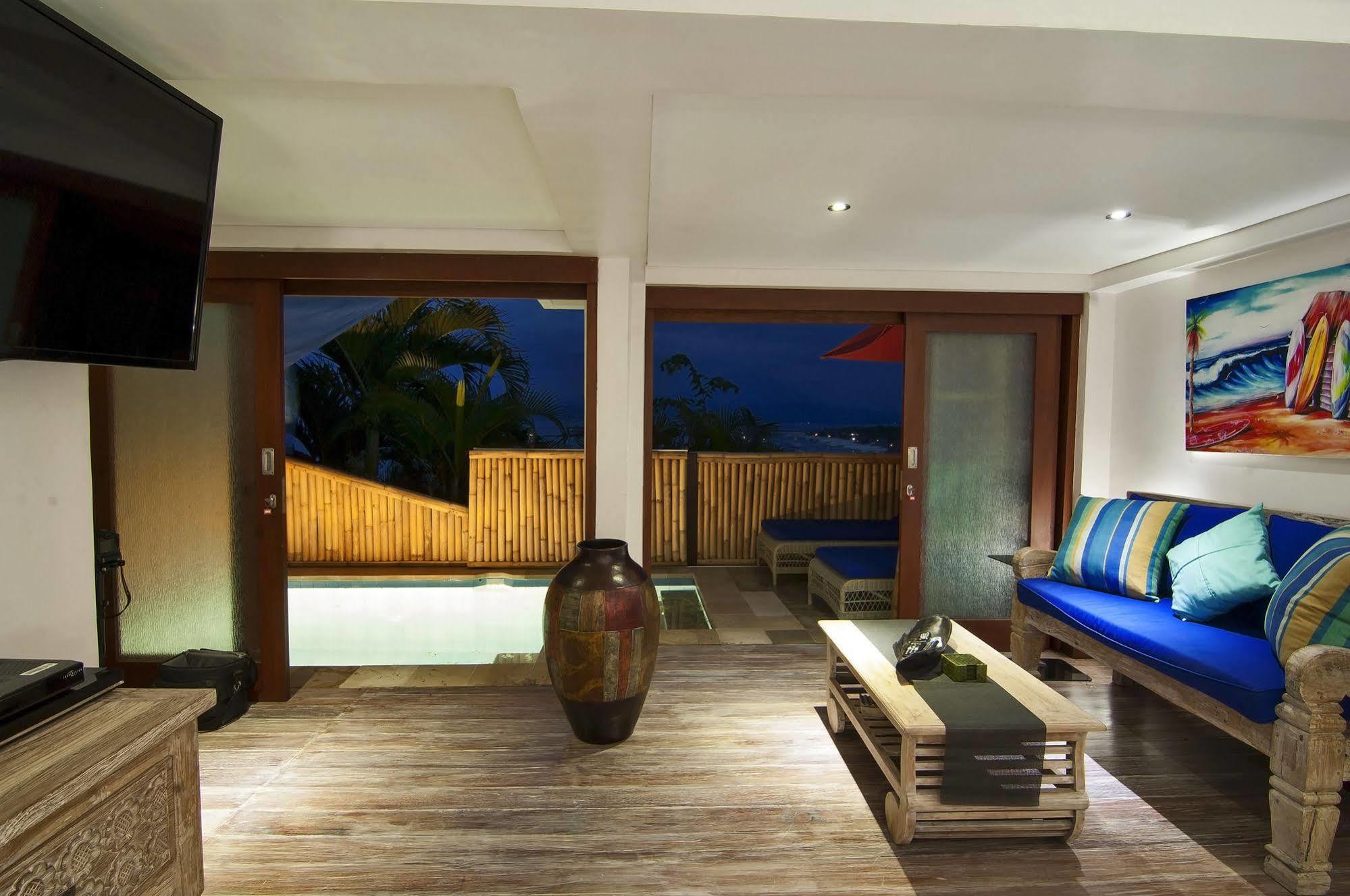 Lembongan Sanctuary Villas ภายนอก รูปภาพ